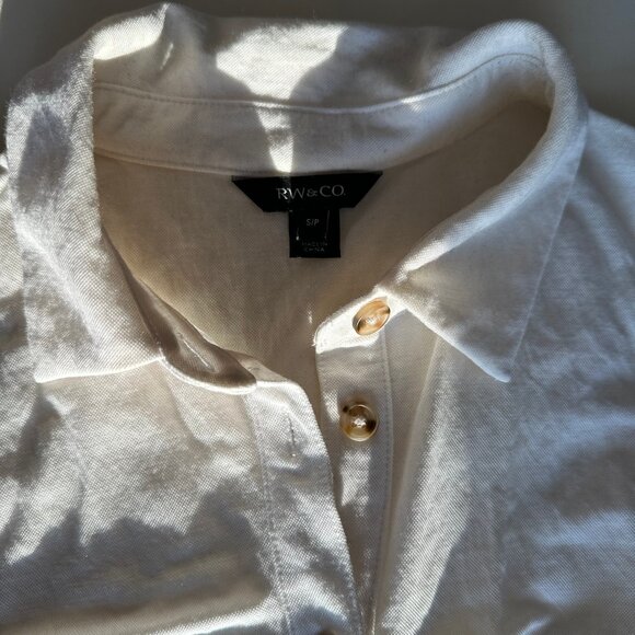 Sleeveless Collared Tie-Front Top - Picture 4 of 4